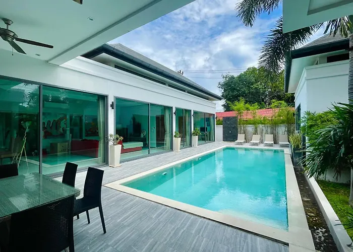 Wave Heaven Villa In Rawai